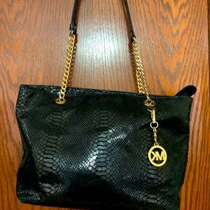 Micheal Kors purse